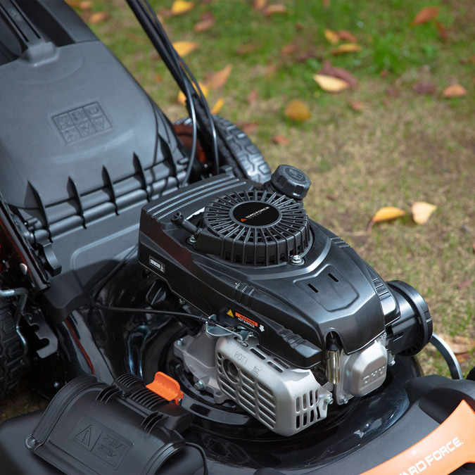 Petrol lawn mower with 4-in-1 drive 51cm, 65L