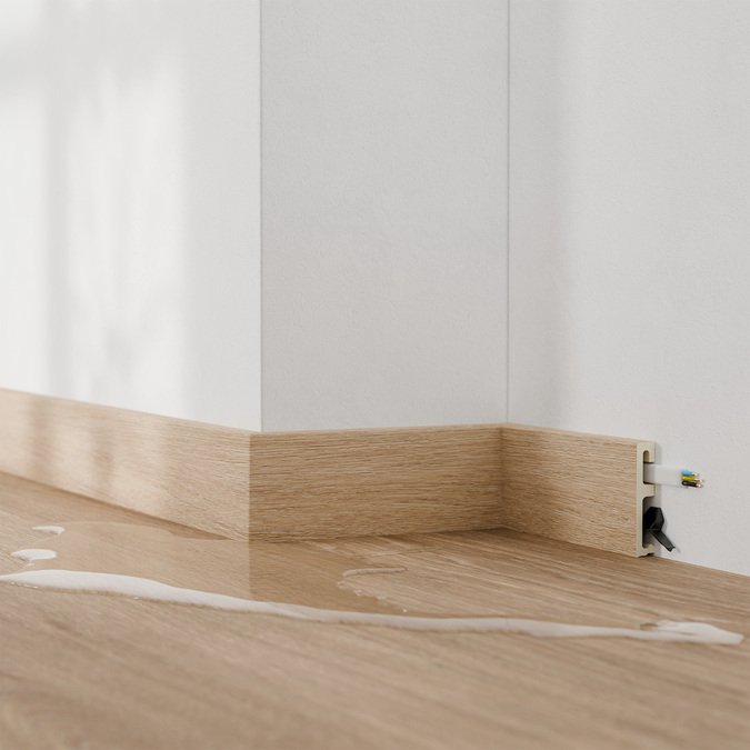 Плинтус Альфа 80 мм 2,4 м Дуб Ария