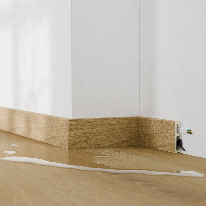 Плинтус Альфа 80 мм 2,4 м Фокси